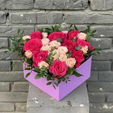 Цветочная композиция из Розы в коробке #REPLACE_PRED# Мценске