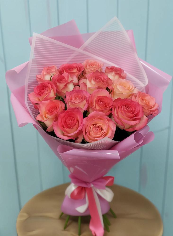 Букет 15 Розовых роз Равель в Мценске