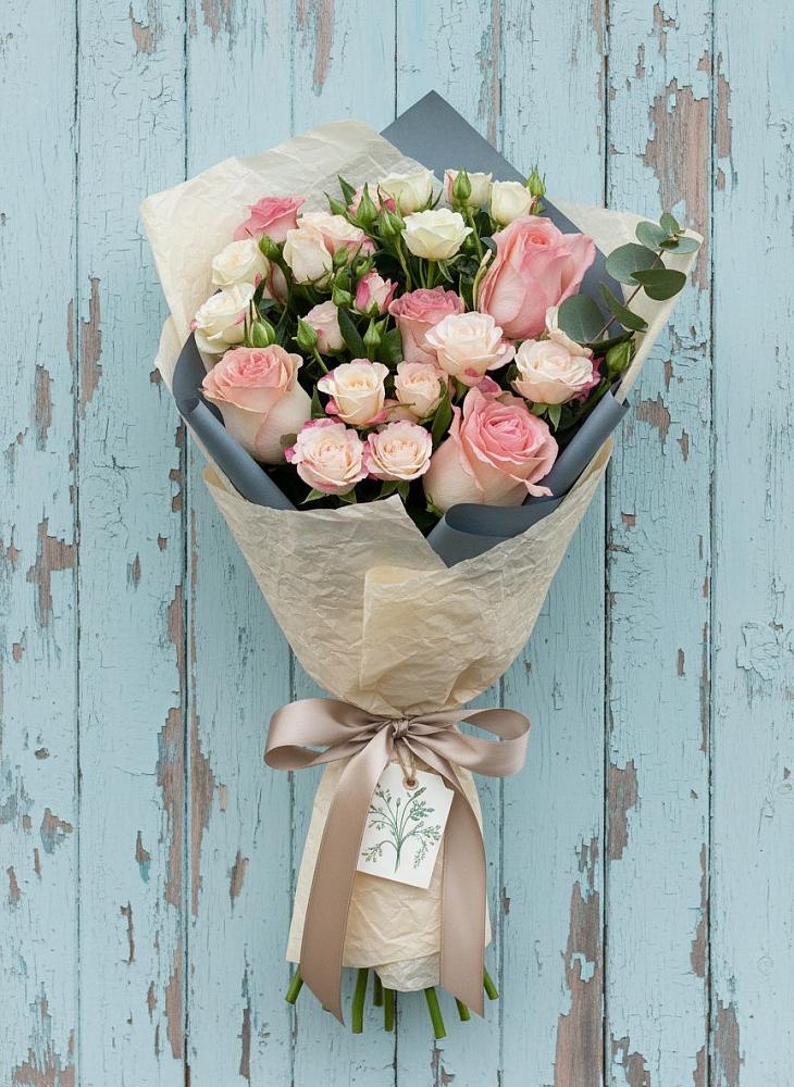 Букет цветов из: Розы в Мценске