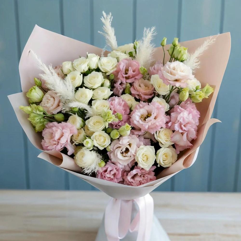 Букет цветов из: Альстромерии и Розы в Мценске