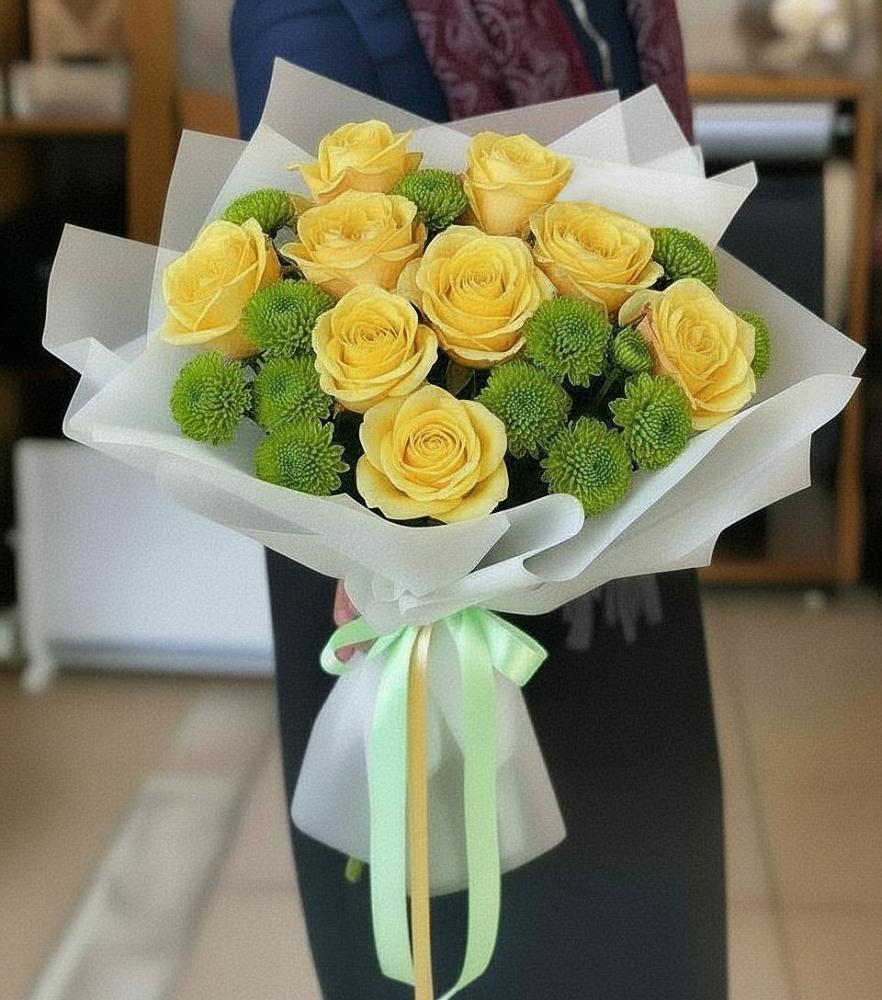 Букет цветов из: Хризантемы и Розы в Мценске