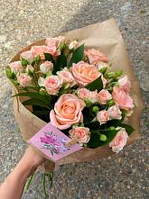 Букет цветов из:  Розы #REPLACE_PRED# Мценске