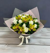 Букет цветов из:  Орхидеи и Розы в Мценске