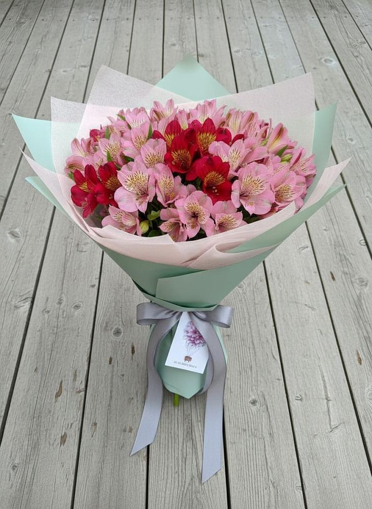 Букет цветов из: Альстромерии в Мценске
