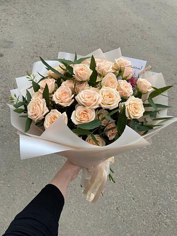 Букет Кремовые розы Латте в Мценске