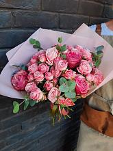 Букет цветов из:  Розы #REPLACE_PRED# Мценске
