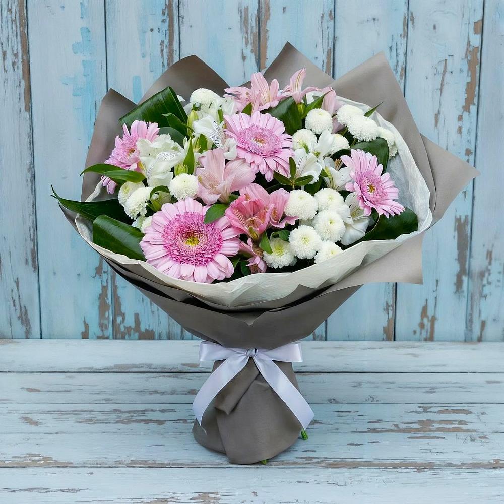 Букет цветов из: Герберы, Альстромерии и Хризантемы в Мценске