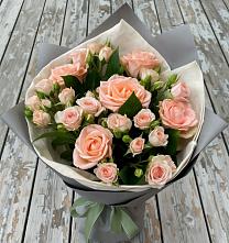 Букет цветов из:  Розы в Мценске