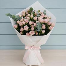 Букет цветов из:  Розы в Мценске