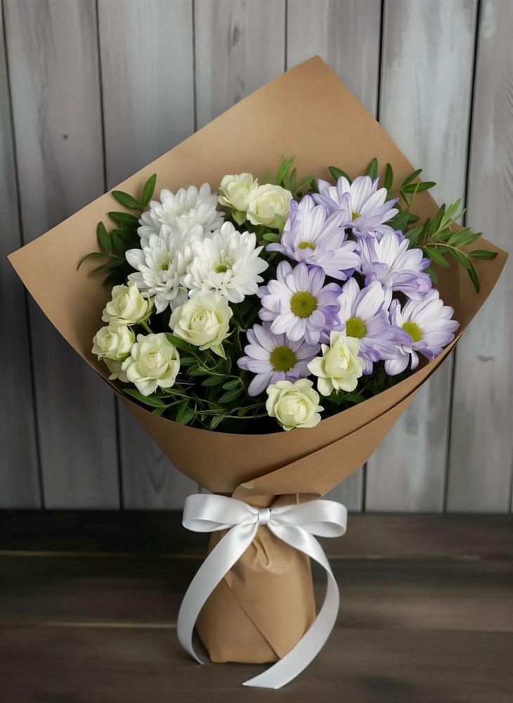 Букет цветов из: Хризантемы и Розы в Мценске